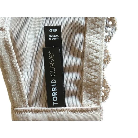 Torrid Curve Plunge Bra 48D  Lace Microfiber Padded Underwire Smoothing Back - Picture 4 of 5